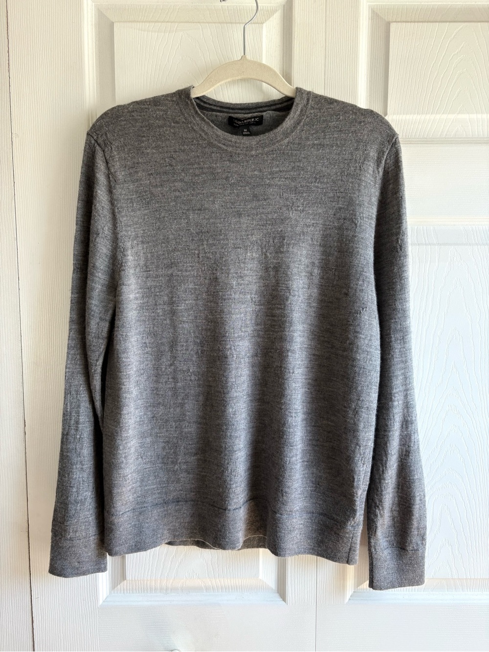 Banana Republic Sweater Merino Wool M Career Academia Teacher Base Layer Grey
